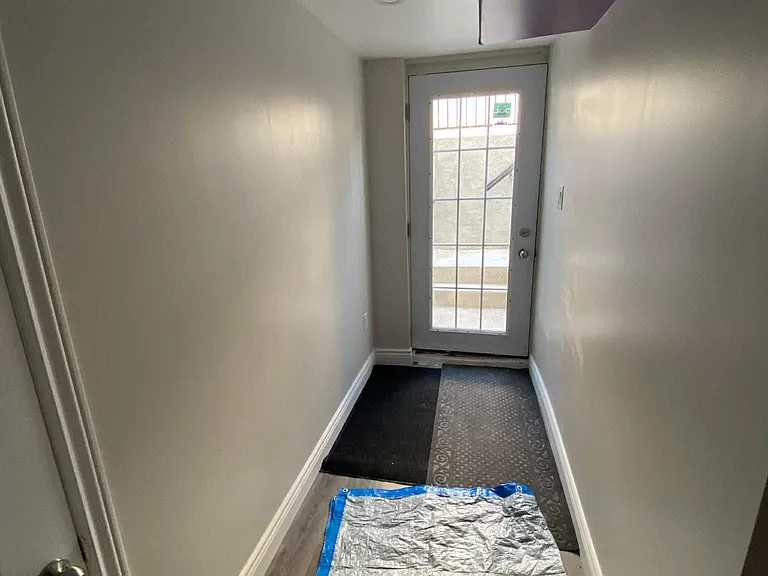 44 Endeavour Dr #BASEMENT — Photo 11