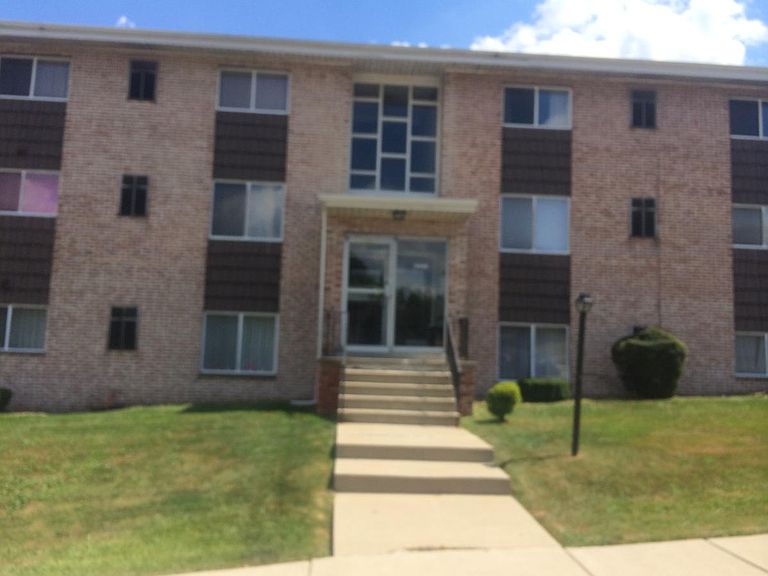 300 Park Ave West Mifflin, PA, 15122 Apartments for Rent Zillow