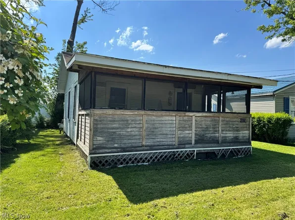 4975 Presidential Ave, Geneva, OH 44041