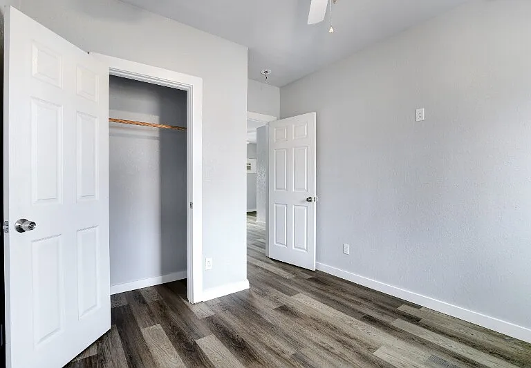 438 S San Joaquin Ave #2 — Photo 4