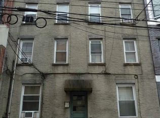 209 2nd St APT 4R, Hoboken, NJ 07030