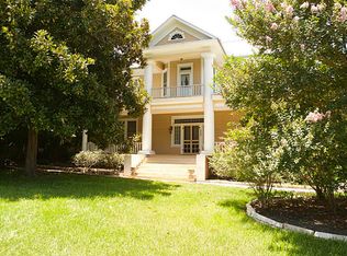 112 N Holland St, Bellville, TX 77418