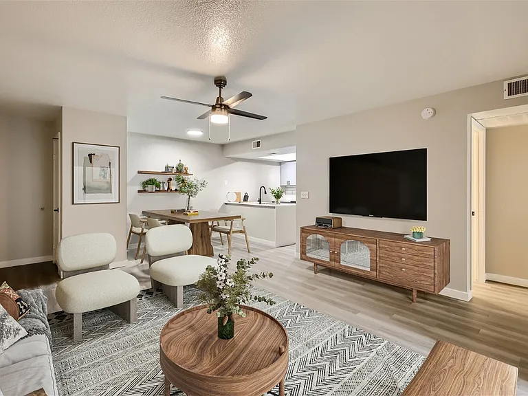 Rise Suncrest — Photo 3