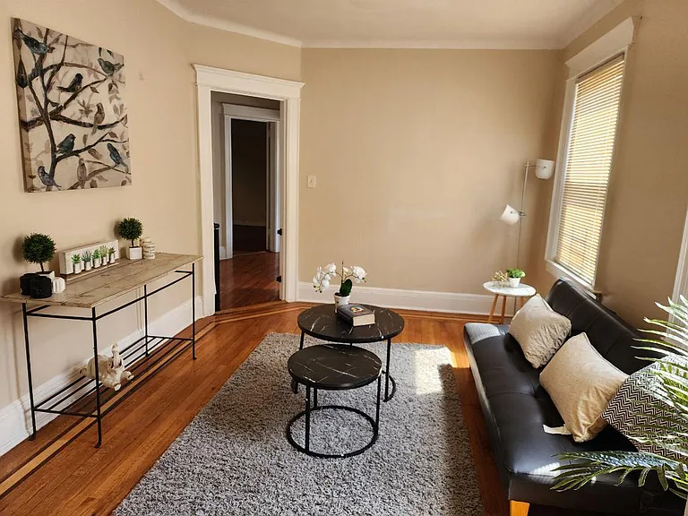 832 Calhoun Ave #1R — Photo 2