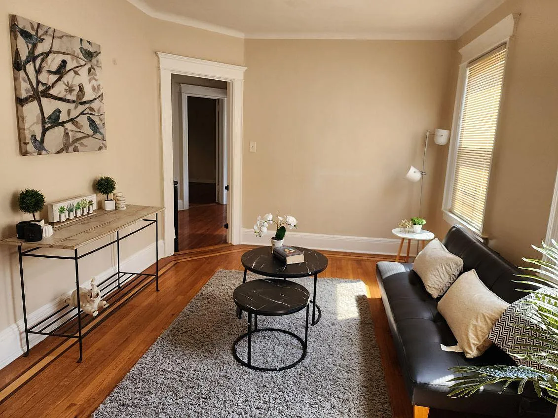 Building Photo - 832 Calhoun Ave #1R