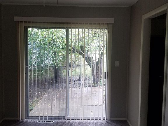 5th image of 11815 Armitage Dr