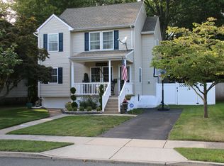 170 Lowell Ave, Hamilton, NJ 08619