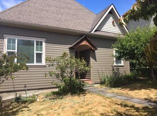 408 4th St, Anacortes, WA 98221