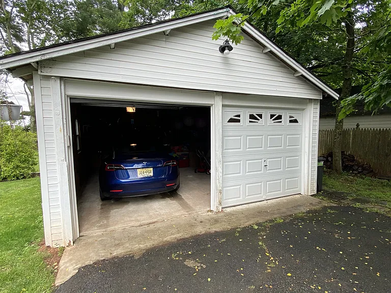 253 Fisher Pl — Photo 11