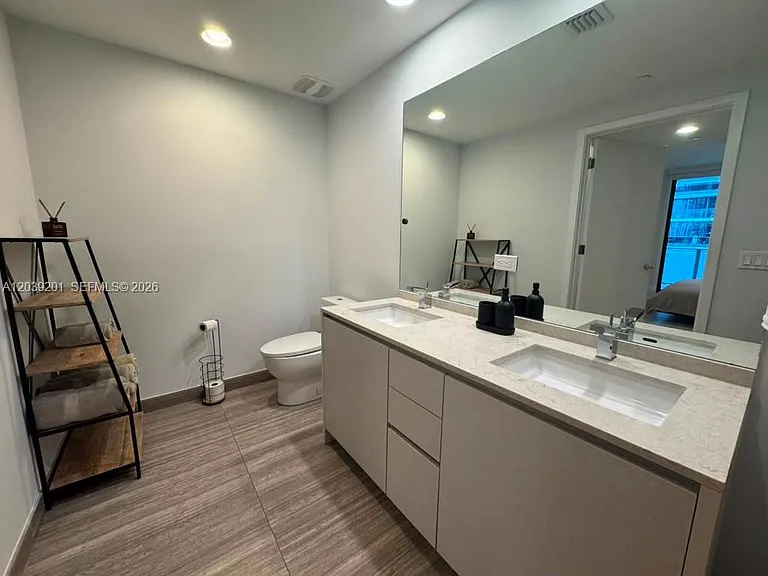 1010 Brickell Ave #1807 — Photo 17