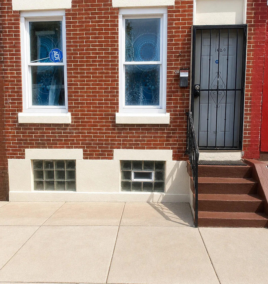 3 bed, 1.5 bath, 1064 sqft, $1,600 — Photo 1