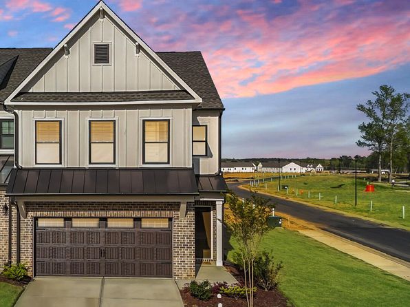 125 Paperwhite Pl, Clayton, NC 27527