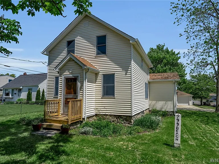 799 Beach Rd — Photo 1