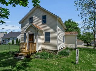 799 Beach Rd, Cheektowaga, NY 14225