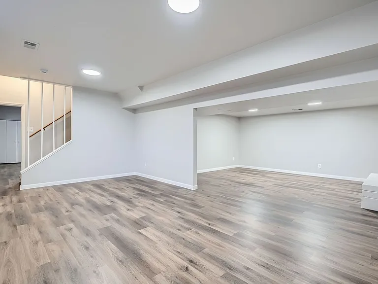 7055 S Costilla St — Photo 18