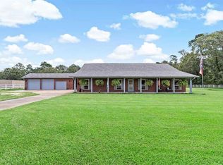 9958 Peck Rd, Lumberton, TX 77657