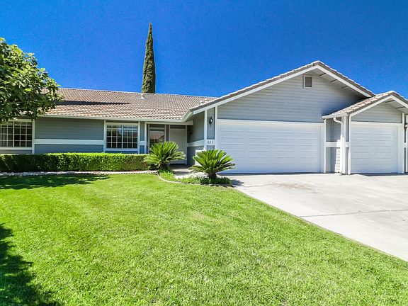 3rd image of 635 Olivewood Ct