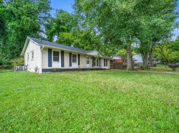 128 Alexander Ct, Riverdale, GA 30274