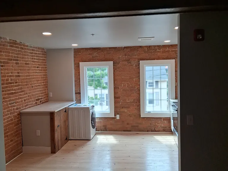 329 N Mulberry St #4 — Photo 15