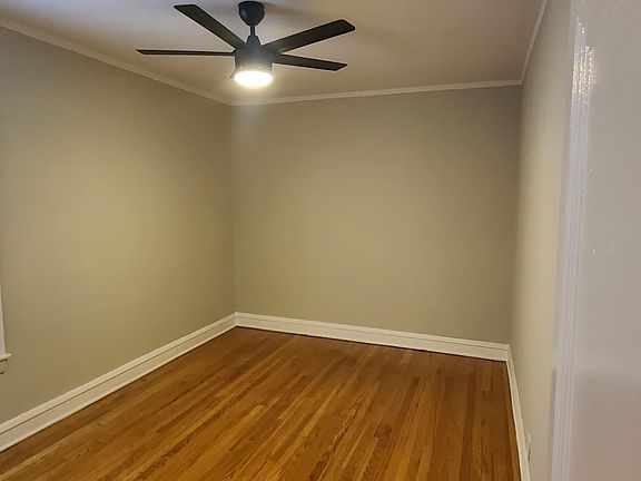 5th image of 4831 N Wolcott Ave APT 1B