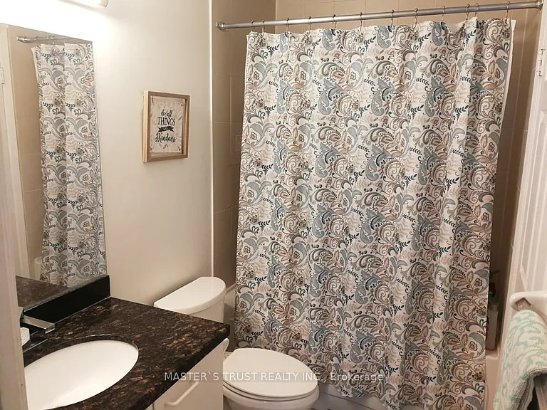 8 Wellesley St E #1001 — Photo 9