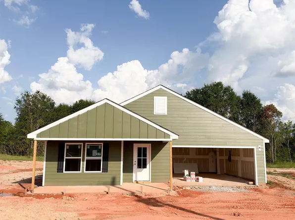 60 Henderson Rd, Gray Court, SC 29645