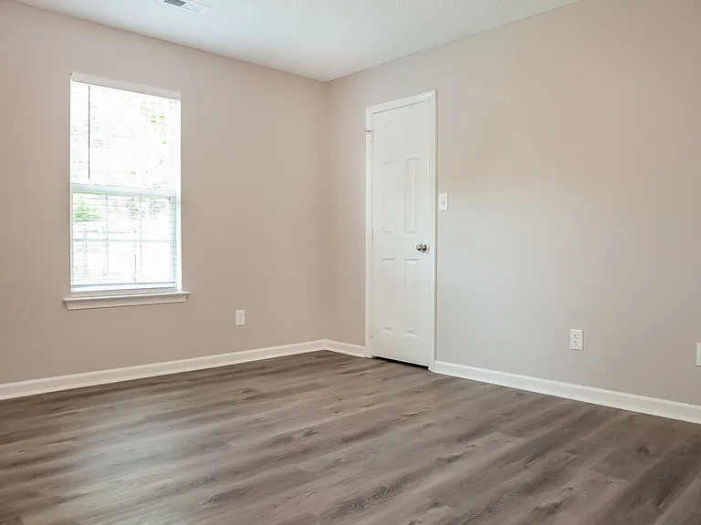 9912 Peppermint Ln — Photo 11