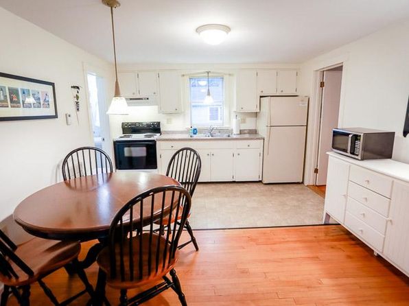 10 Holbrook St #2, Freeport, ME 04032