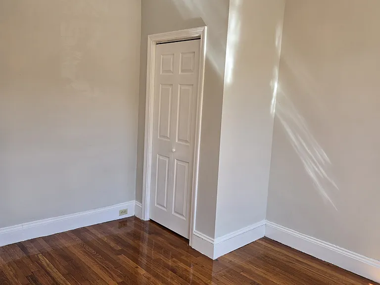 1124 Commonwealth Ave — Photo 119