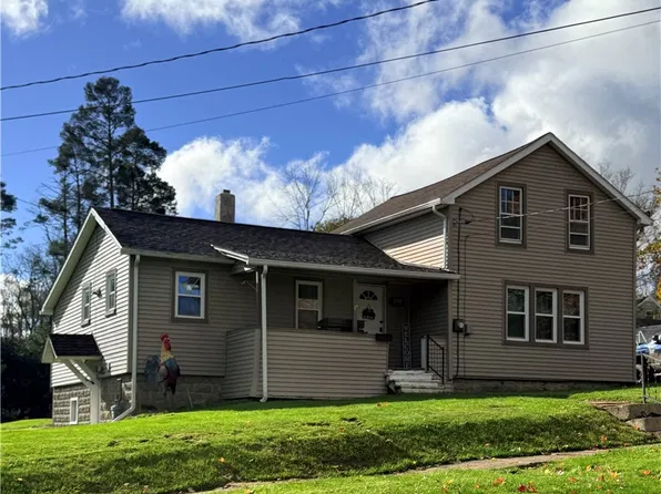 319 W State St, Wellsville, NY 14895