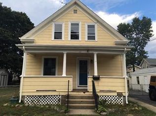 147 Finch Ave, Pawtucket, RI 02860