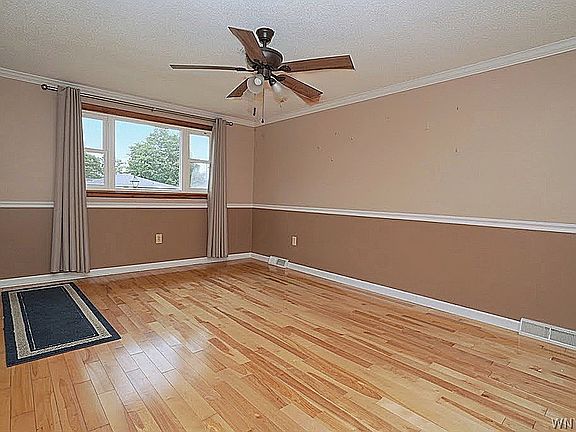 5th image of 58 Hillwood Dr