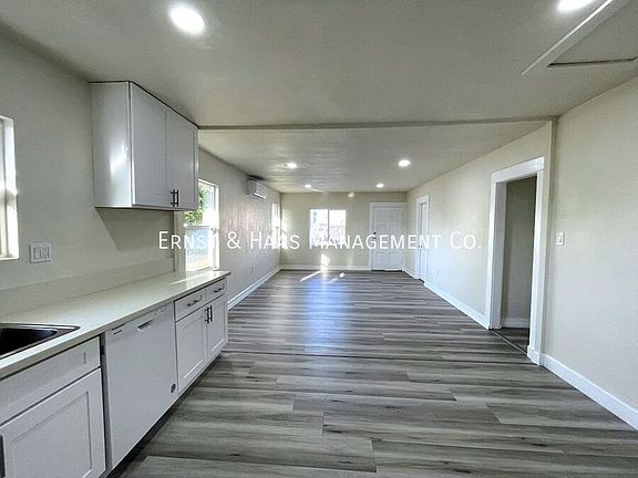 4th image of 3309 Platt Ave
