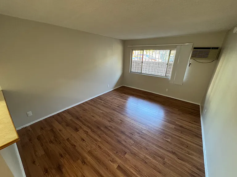La Mirada Aparments — Photo 10