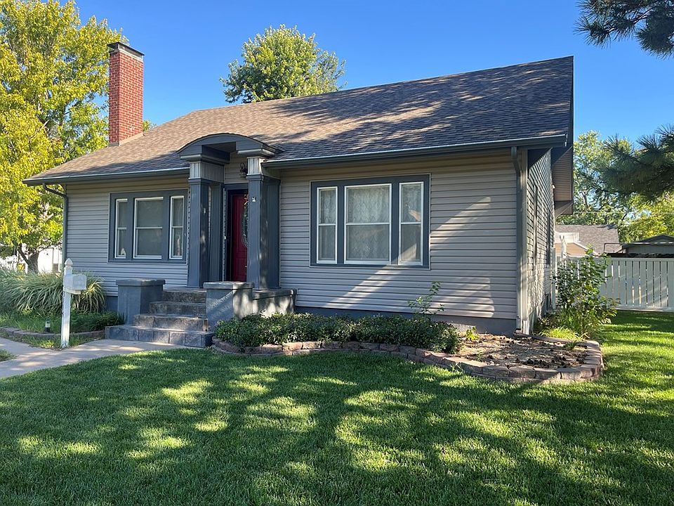 3114 16th St, Great Bend, KS 67530 Zillow