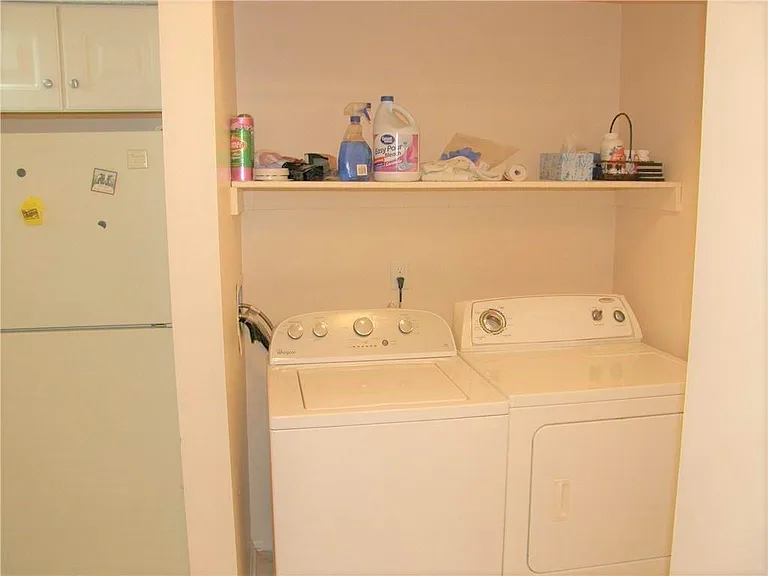 1140 Paradise Ct — Photo 7