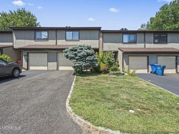 167 Penn Court #124, Matawan, NJ 07747