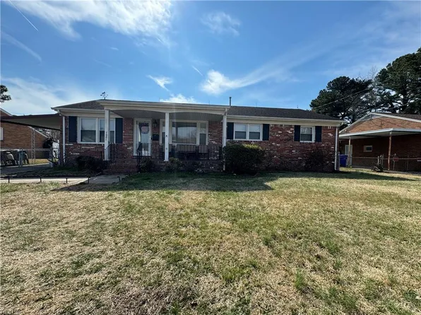 1001 Robinson Rd, Portsmouth, VA 23701