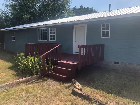 211 N Haskell St, Elmore City, OK 73433