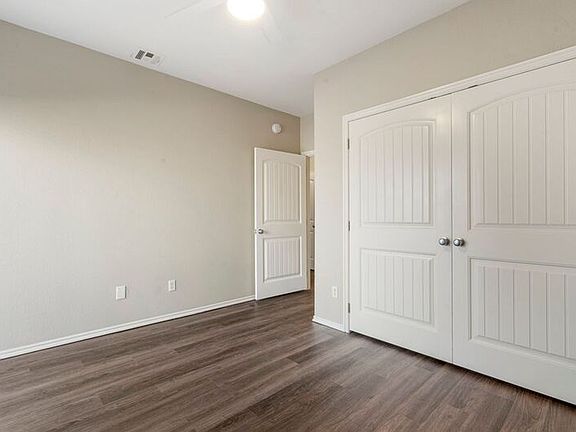 4th image of 1015 E Grayson Ave #B
