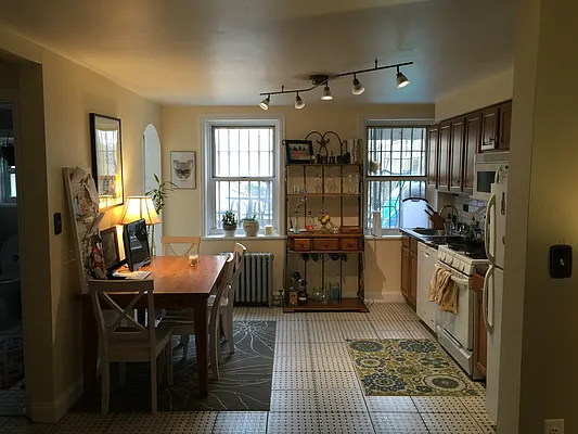 Rented by Lydia Bellevue LREB | media 7