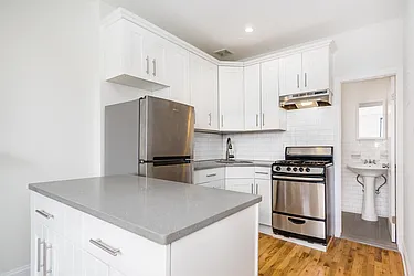 Rented by Century 21 Metropolitan