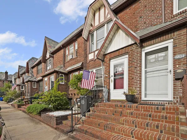 6806 Madeline Court image 3 of 6