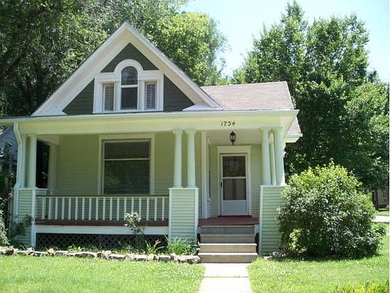 1st image of 1734 SW Clay St