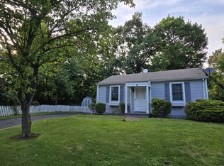 12 Wistar Ct, Darien, CT 06820