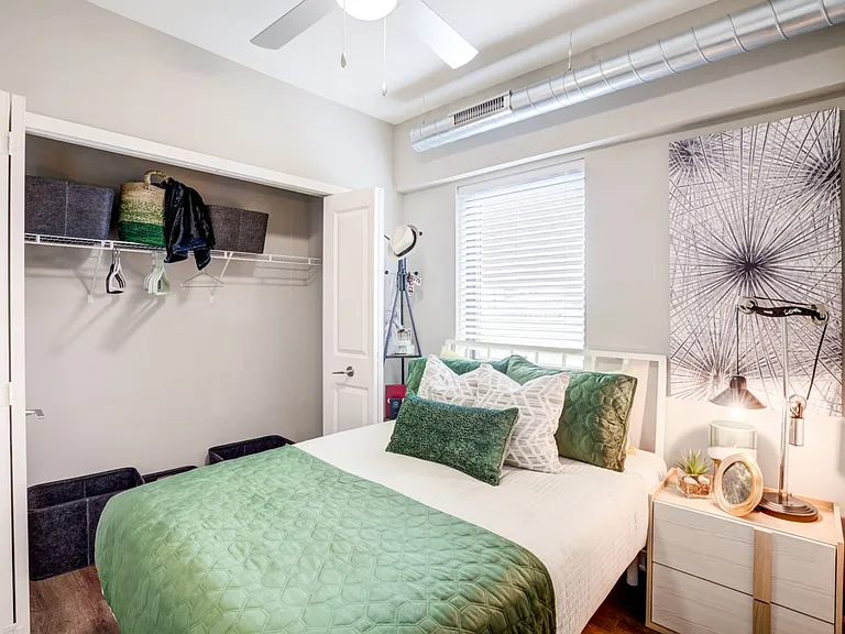 Lofts at Twenty25 — Photo 32
