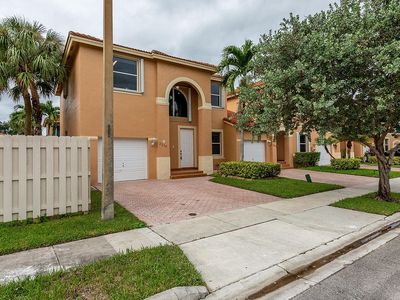 2250 NW 161st Ter, Pembroke Pines, FL, 33028