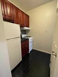 Rented by Eric Goodman Realty Corp