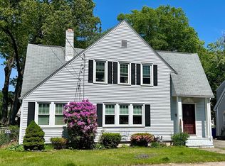 153 Carver St, Springfield, MA 01108