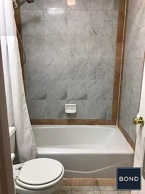 Rented by Bond New York | media 19